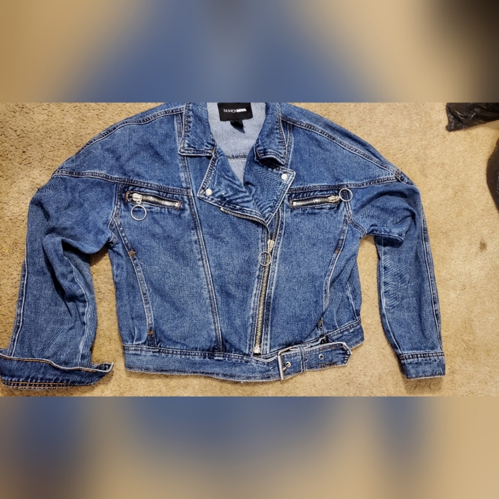 FASHION NOVA CROPPED DENIM BELTED JACKET - Picture 2 of 5